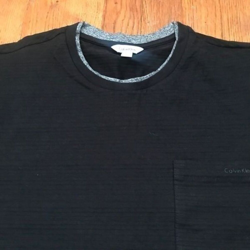 Calvin Klein black Shirt Sz M 0047